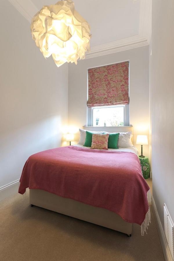 Bright Modern Two Bed With Parking Leilighet Bristol Eksteriør bilde