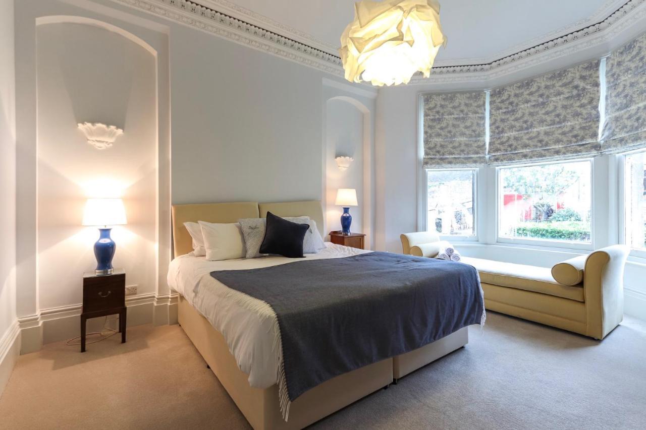 Bright Modern Two Bed With Parking Leilighet Bristol Eksteriør bilde